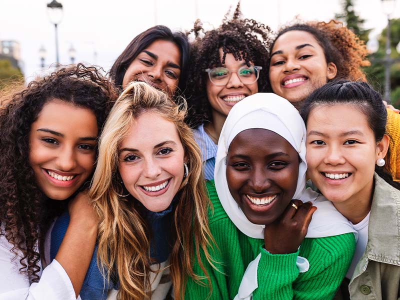 Summer Dental Care Tips: Travel, Weddings & Vacation Smiles
